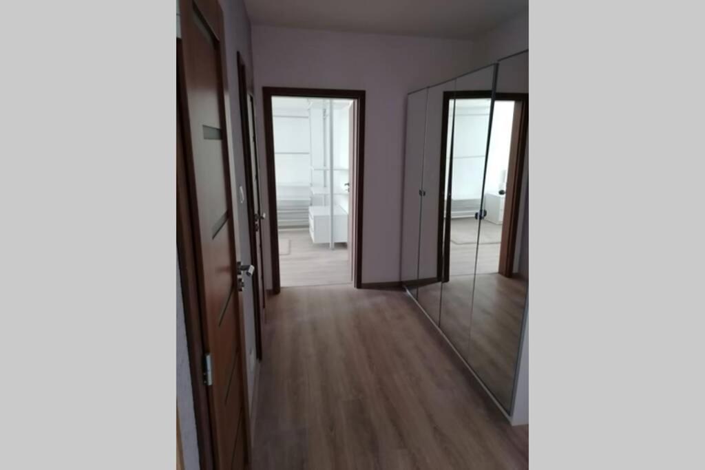 Apartman Blizko Hlavnej Stanice A Centra Mesta Bardejov Exterior photo